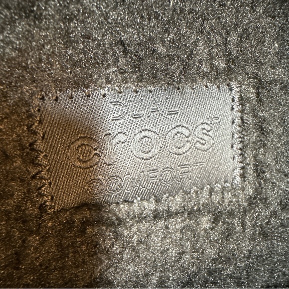 CROCS Classic Cozy Slipper Fleece Faux Fur Black Unisex Women‎ 12, Man 10 EUC main image 8